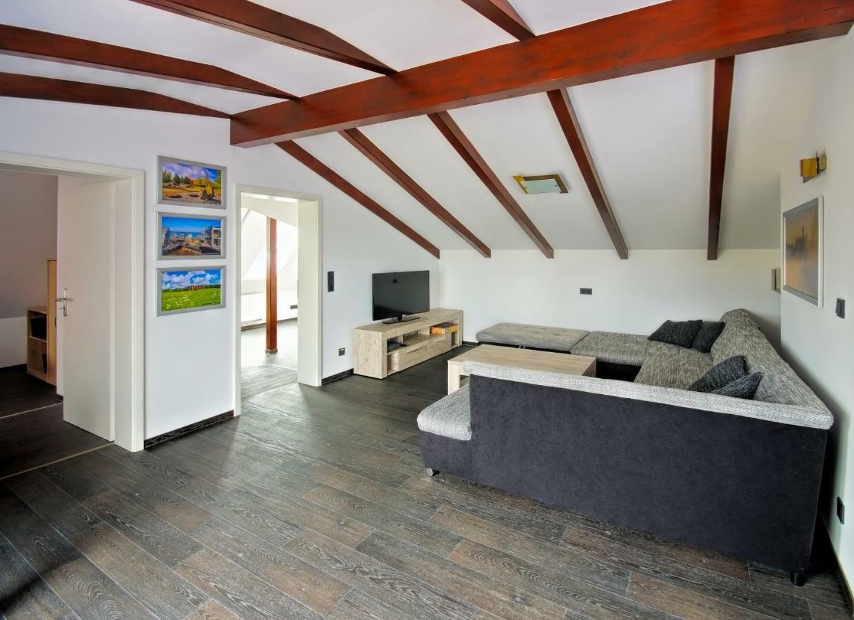 גרוסרשן Ferienwohnung Lausitzer Seenland Tom מראה חיצוני תמונה